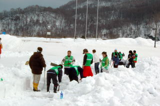 除雪作業のボランティア