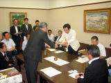 財務省主計局長に要請書を提出